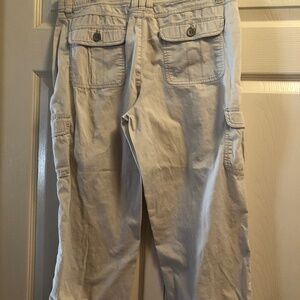 Women’s Capri Pants